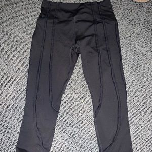 brand new fabletics leggings with cute line detail